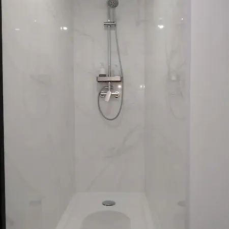 Luxury Beato Trendy Location Apartamento *